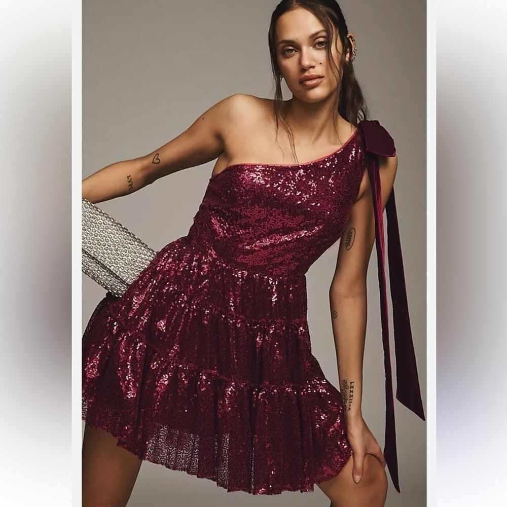 Geisha Designs One-Shoulder Fit & Flare Sequin Mini Dress Paras and Shalini 6